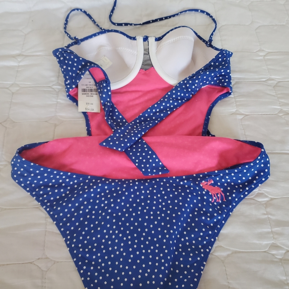 New a&f swimsuit - Picture 13 of 13